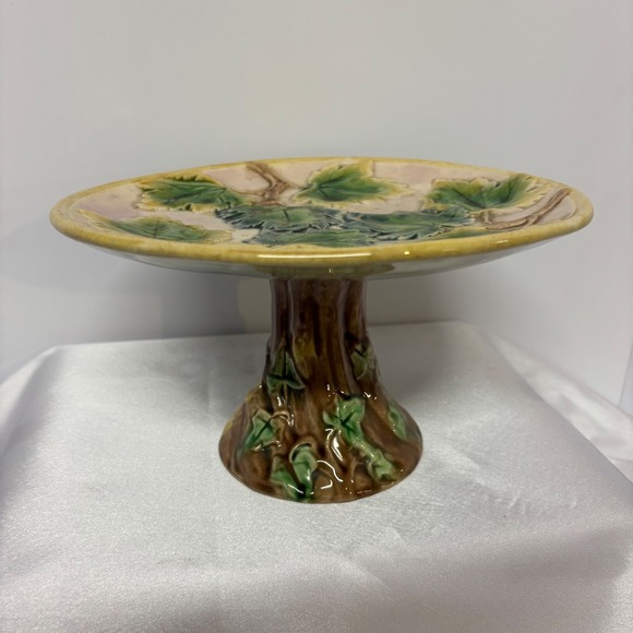 19th Century Etruscan Majolica Maple Pedestal Compote Cake Platter - Picture 1 of 9